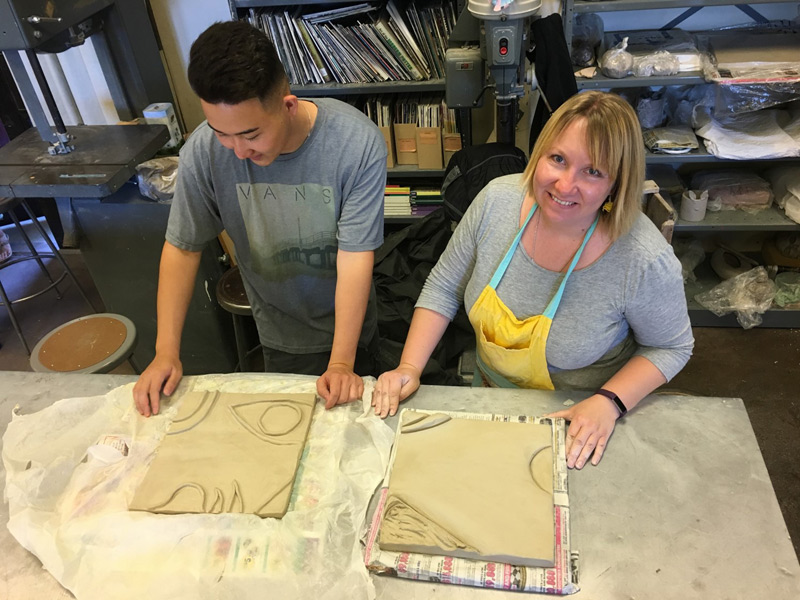 3_students-making-the-ceramic-tiles